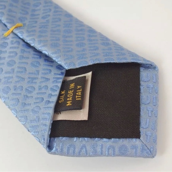 LOUIS VUITTON Silk Monogram Tie 😍💙🔥 - Picture 6 of 10